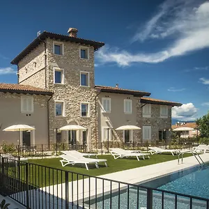Relais Madergnago Appartamento